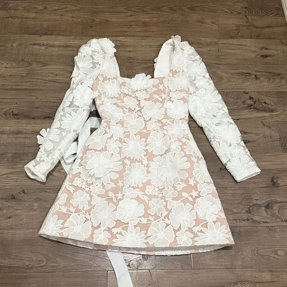 NWT Helsi Ellen Flower Appliqué Long Sleeve Mini Dress